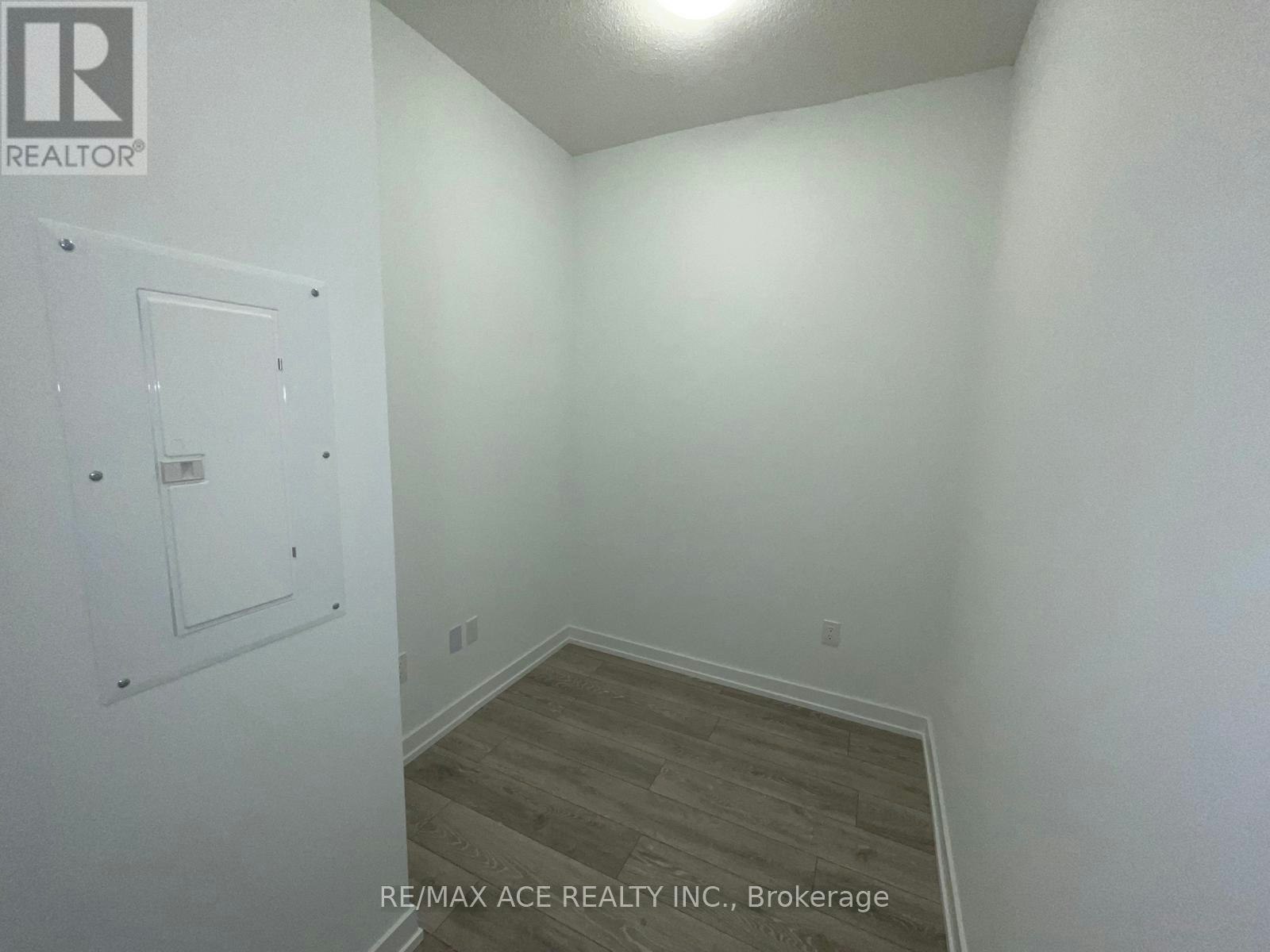 2312-1455 Celebration Drive, Pickering, ON, L1W 0C4 - 9
