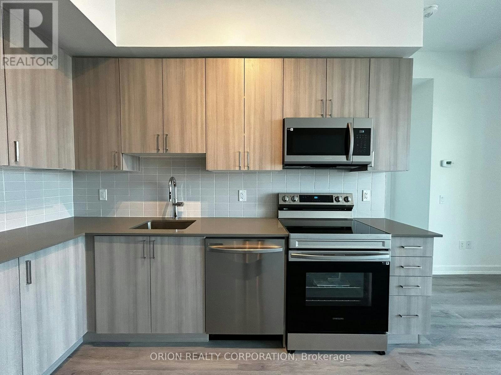 2610-1455 Celebration Drive, Pickering, ON, L1W 0C3