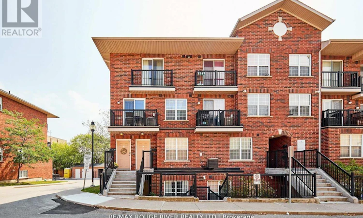 312-25 Strangford Lane
