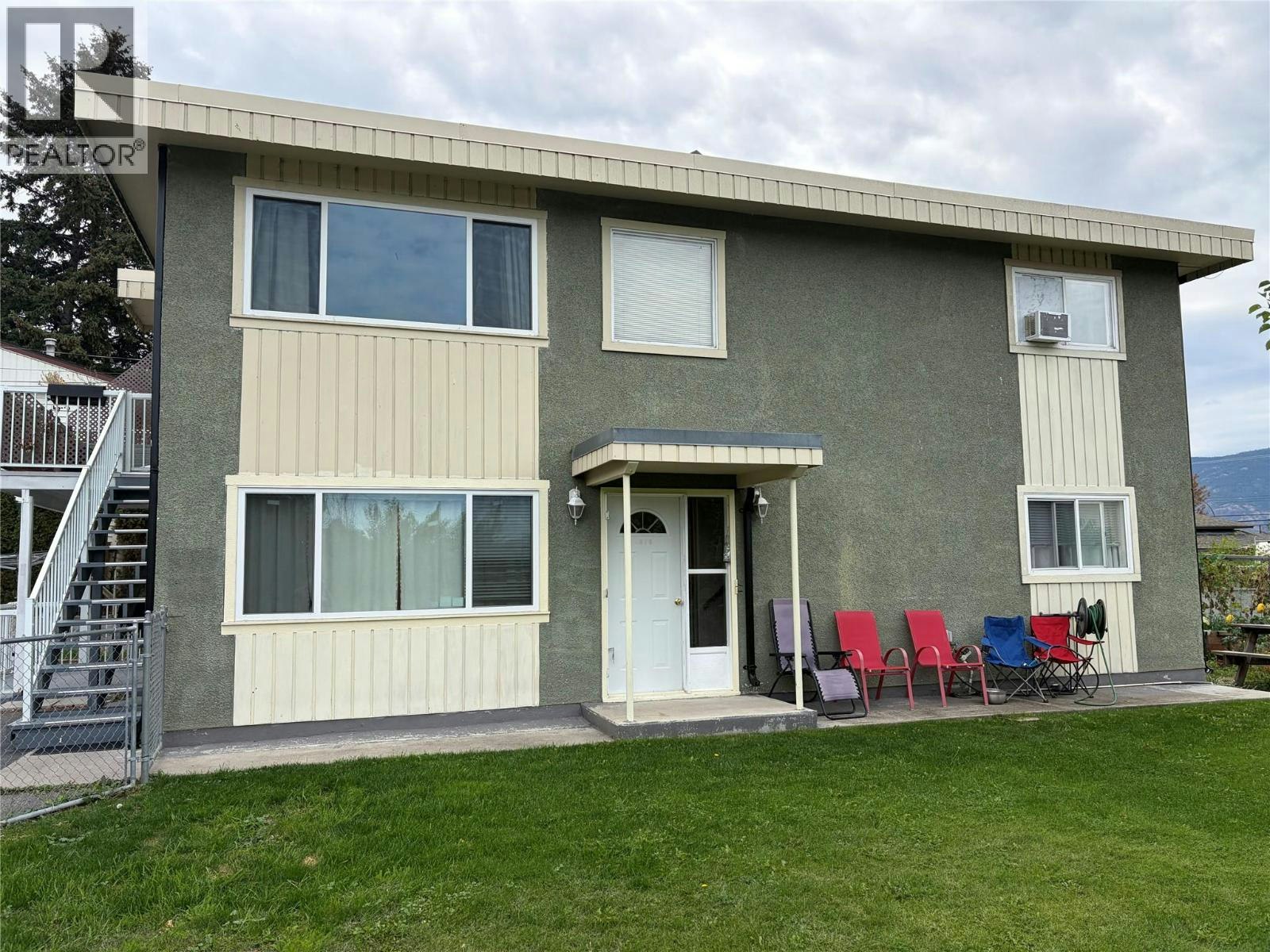 737 Ontario Street, Penticton, BC, V2A 4S4