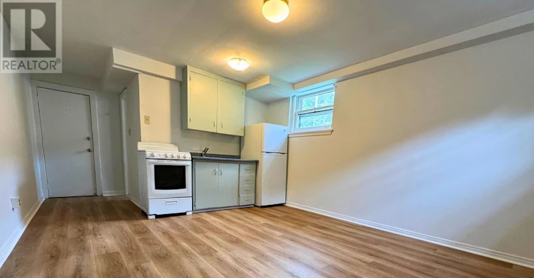 20 Park Boulevard, Toronto, ON, M8W 1G7 - 6