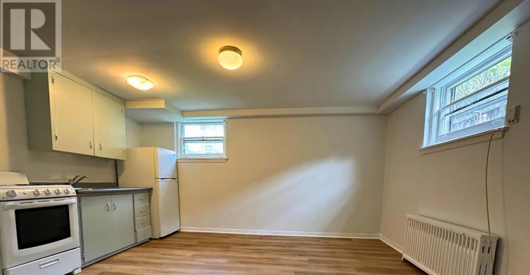 20 Park Boulevard, Toronto, ON, M8W 1G7 - 5