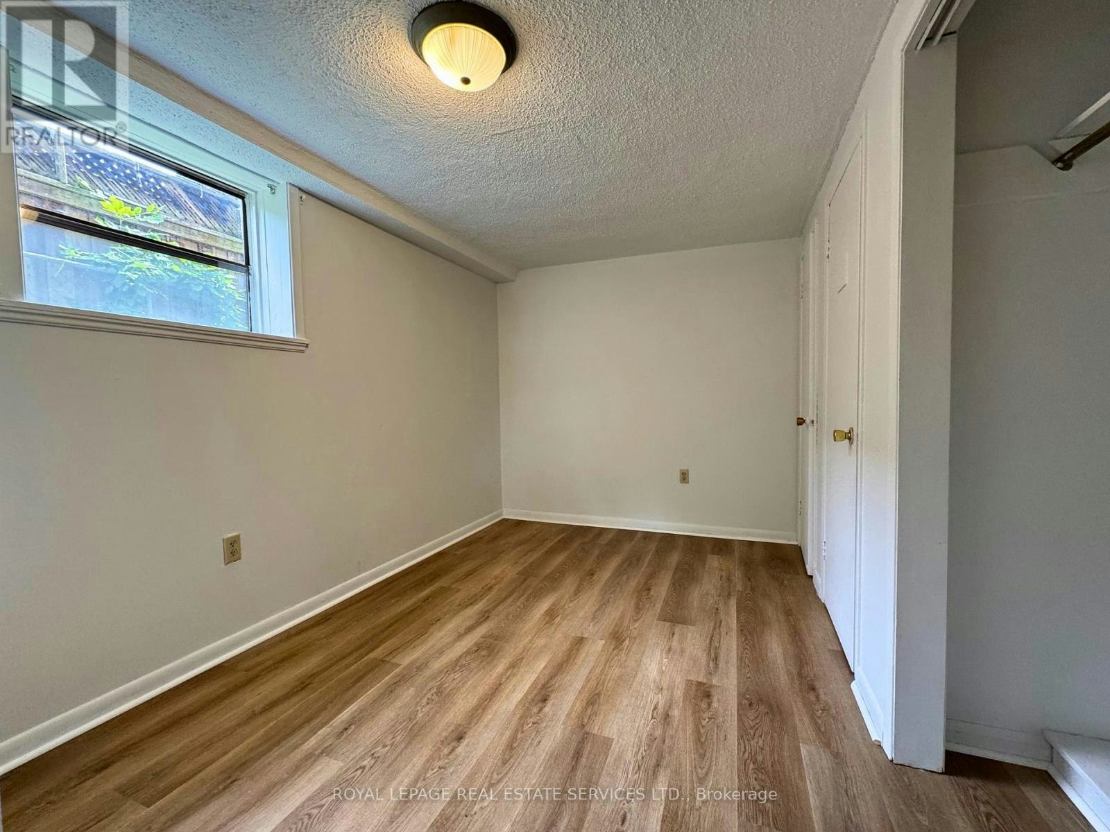 20 Park Boulevard, Toronto, ON, M8W 1G7 - 7