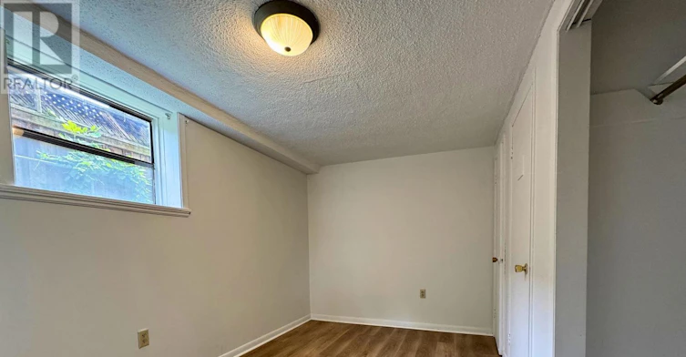 20 Park Boulevard, Toronto, ON, M8W 1G7 - 7