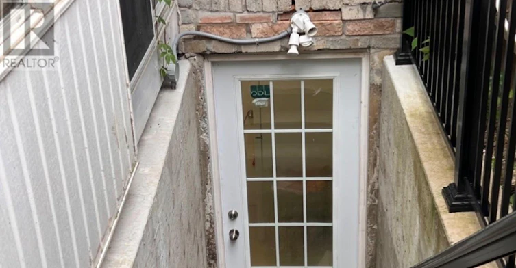 BASEMENT-6 Roehampton Crescent W, Brampton, ON, L6Y 2R4