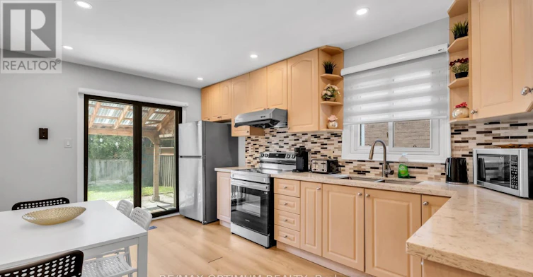 362 Kingsbridge Garden Circle, Mississauga, ON, L5R 1K8 - 14