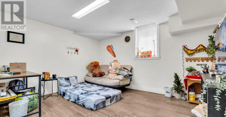 362 Kingsbridge Garden Circle, Mississauga, ON, L5R 1K8 - 32