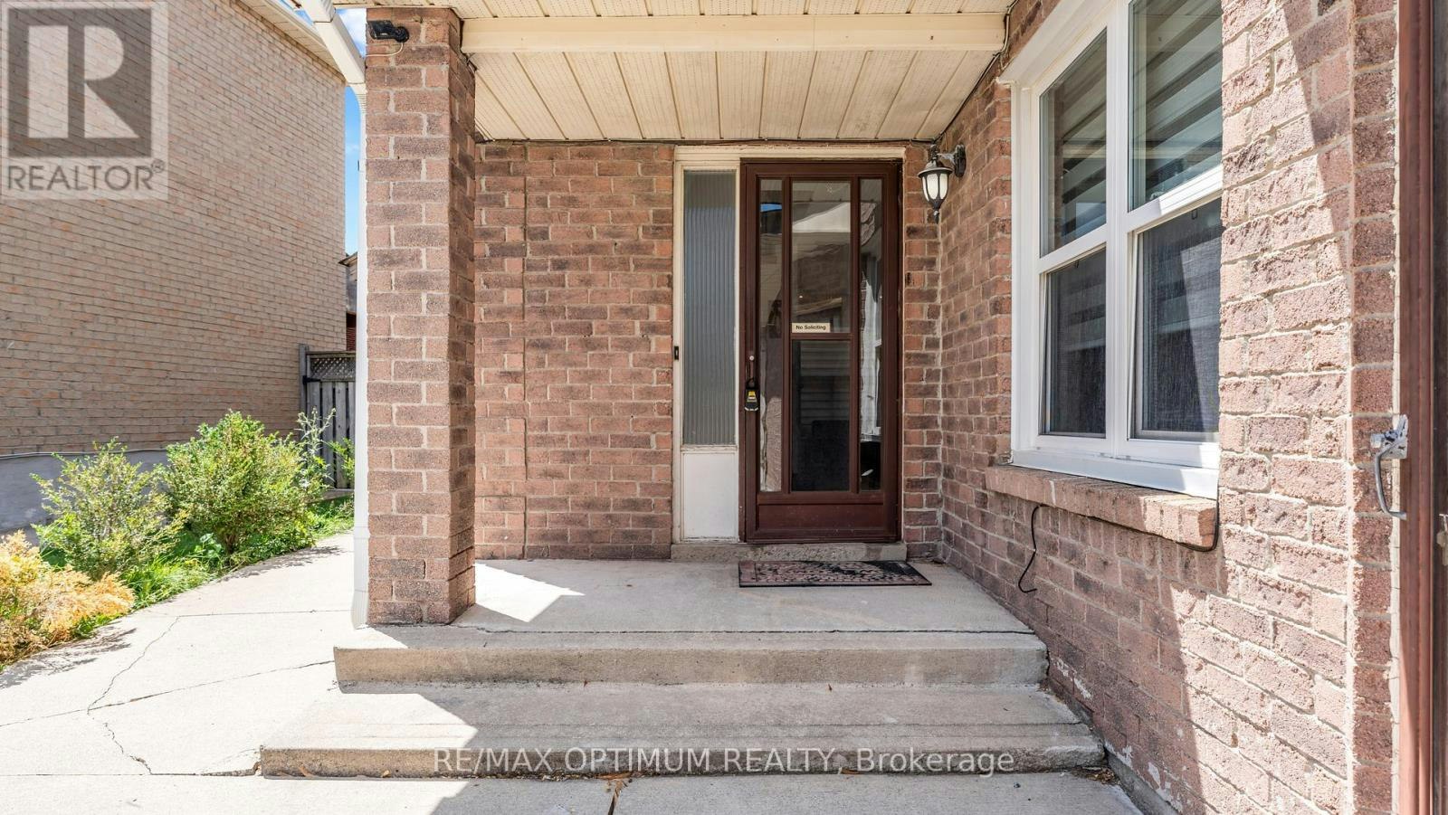 362 Kingsbridge Garden Circle, Mississauga, ON, L5R 1K8 - 3