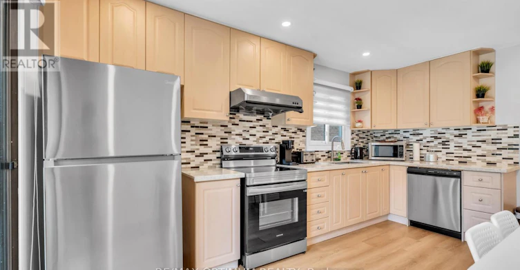 362 Kingsbridge Garden Circle, Mississauga, ON, L5R 1K8 - 16