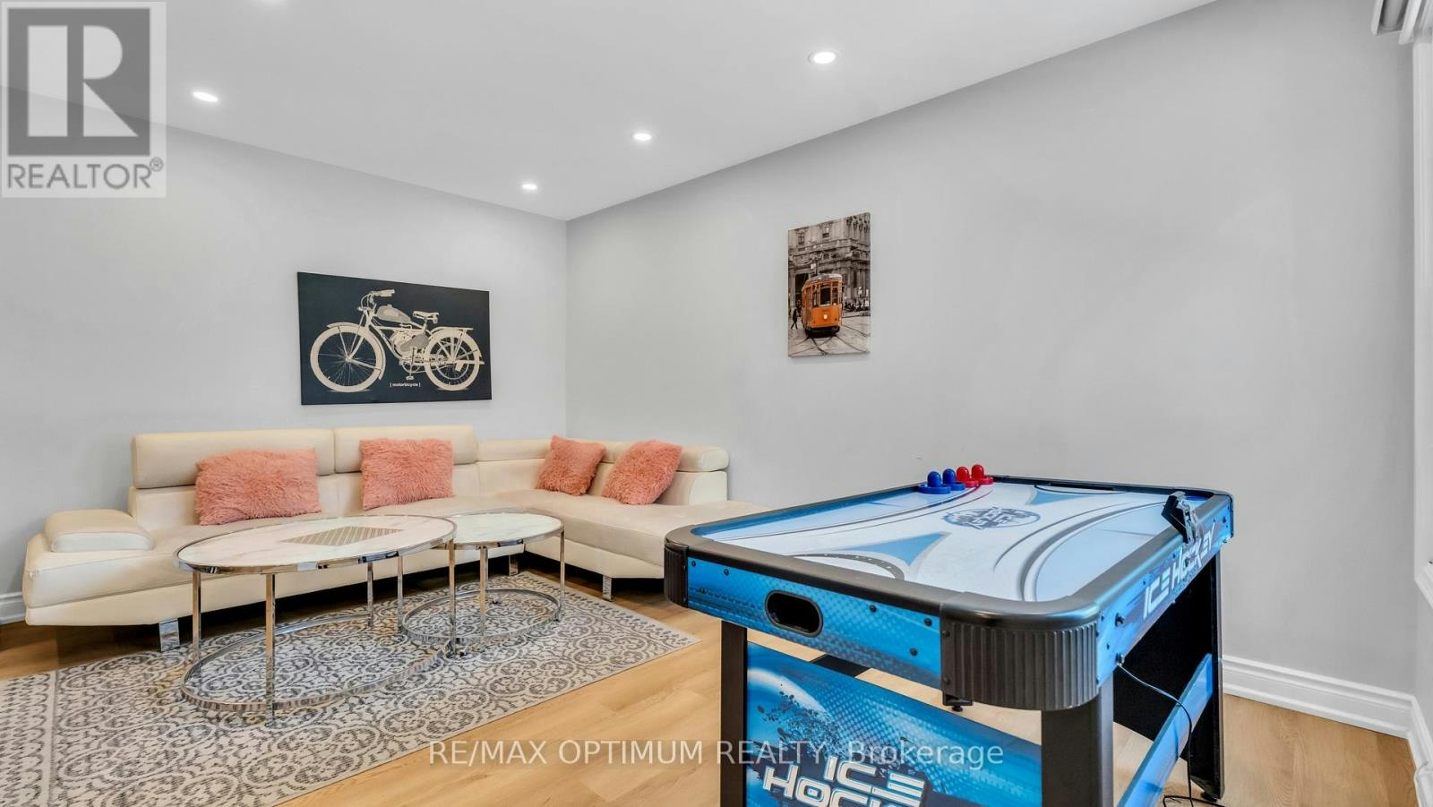 362 Kingsbridge Garden Circle, Mississauga, ON, L5R 1K8 - 6