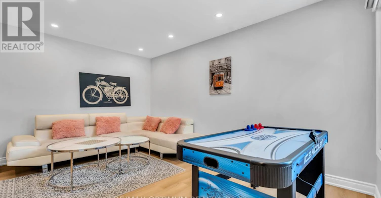 362 Kingsbridge Garden Circle, Mississauga, ON, L5R 1K8 - 6