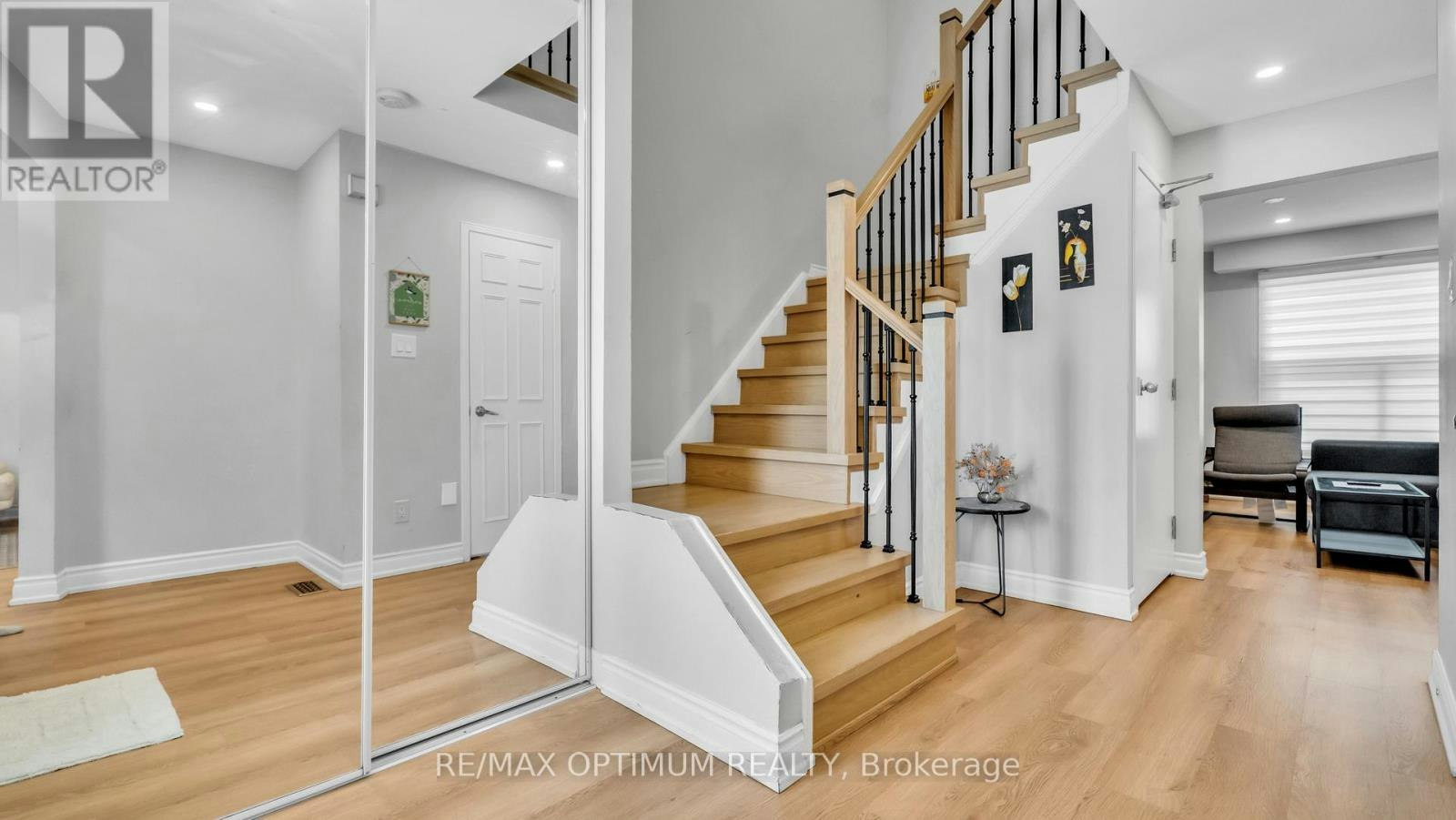 362 Kingsbridge Garden Circle, Mississauga, ON, L5R 1K8 - 18