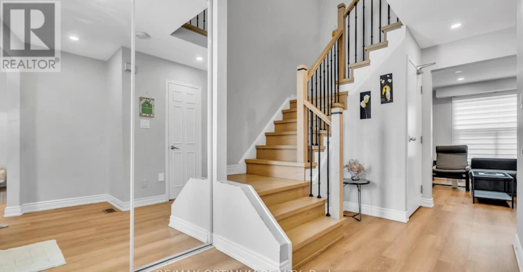 362 Kingsbridge Garden Circle, Mississauga, ON, L5R 1K8 - 18
