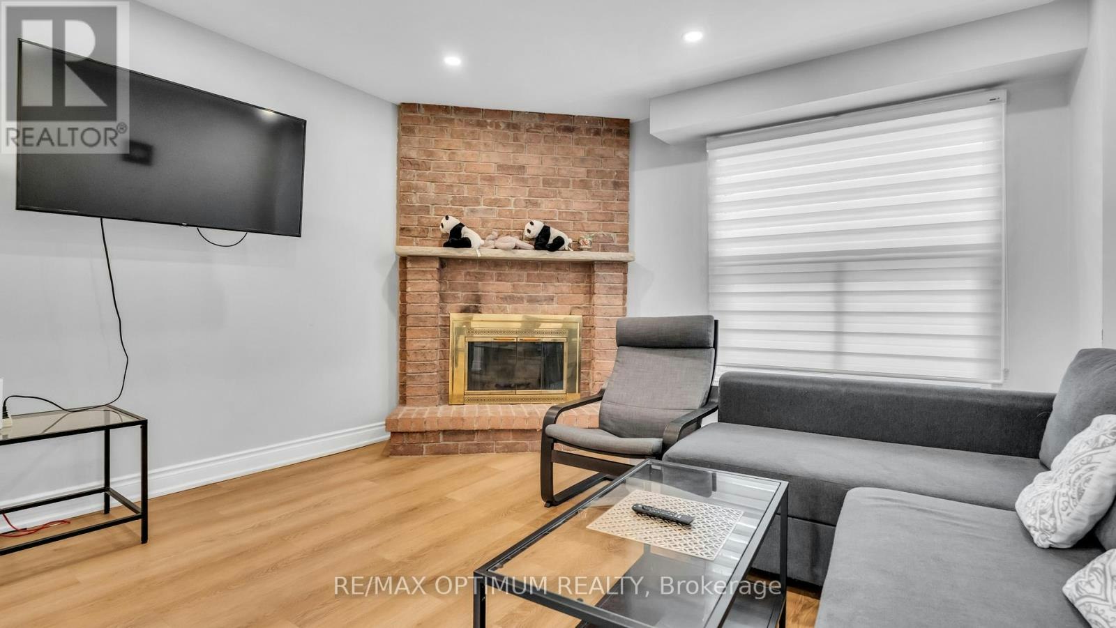 362 Kingsbridge Garden Circle, Mississauga, ON, L5R 1K8 - 11