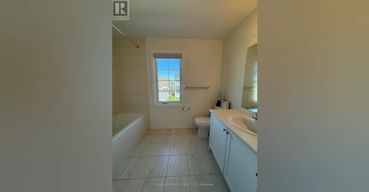 128 Oakmont Drive, Loyalist, ON, K0H 1G0 - 37