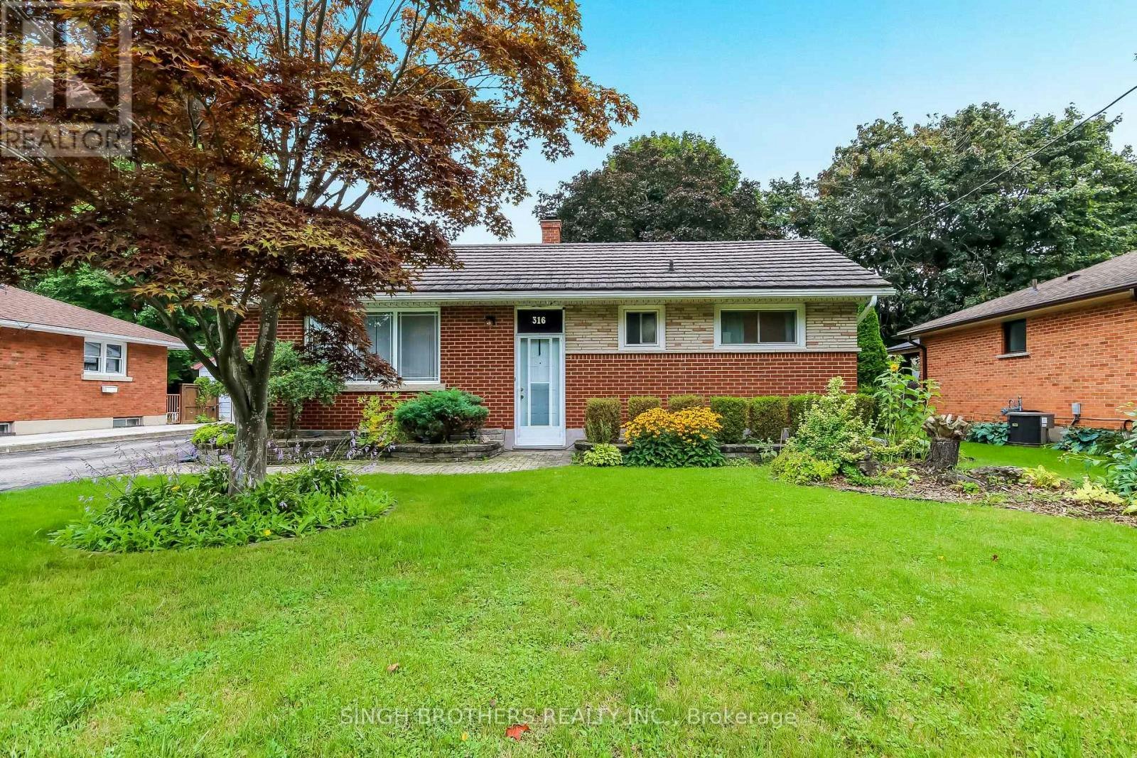 316 Willowgrove Crescent, Woodstock, ON, N4S 7N4