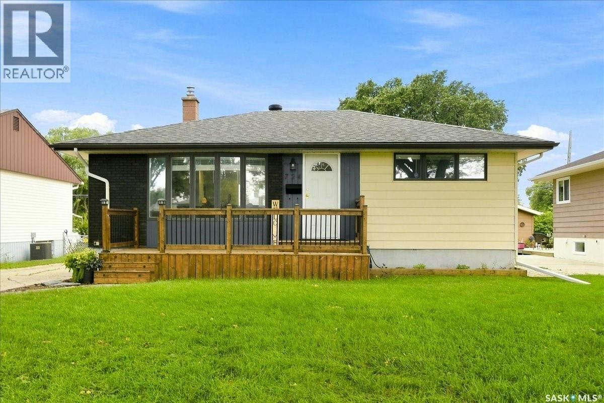 724 Horace Street, Regina, SK, S4T 5K6