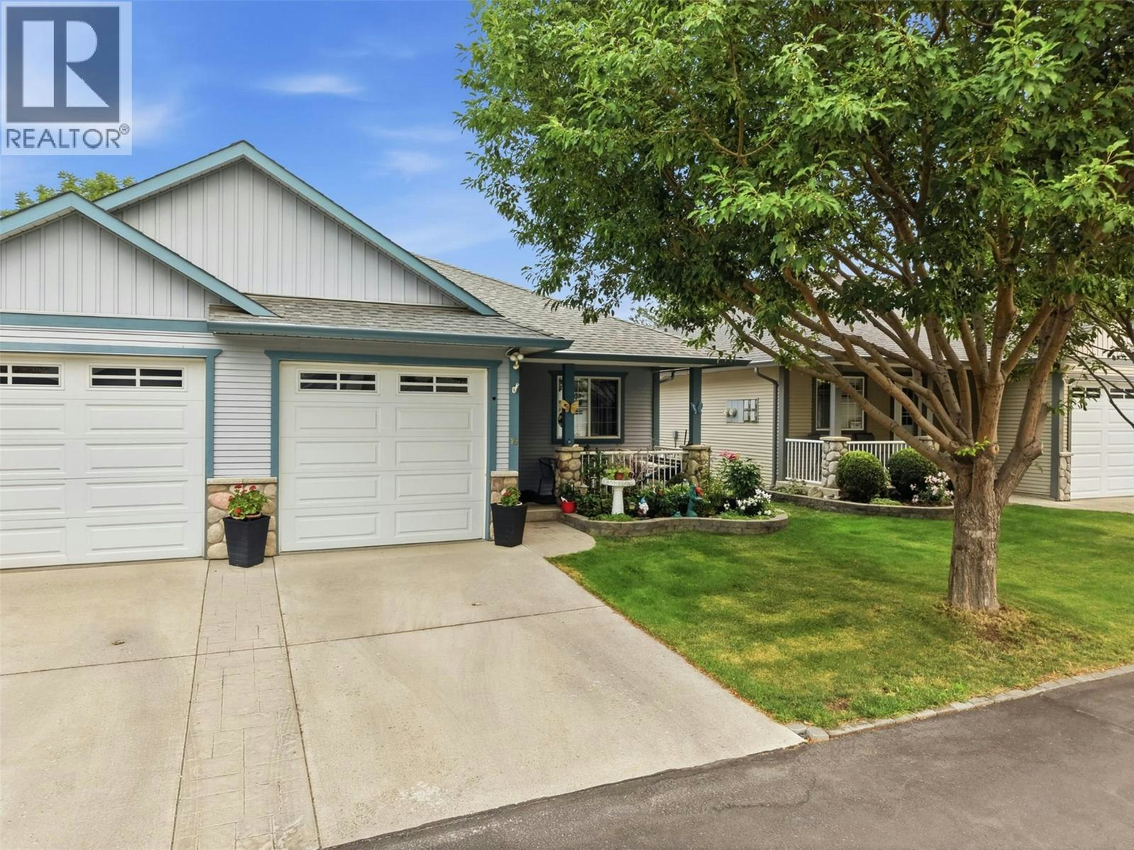 16-1836 Greenfield Avenue, Kamloops, BC, V2B 8T2