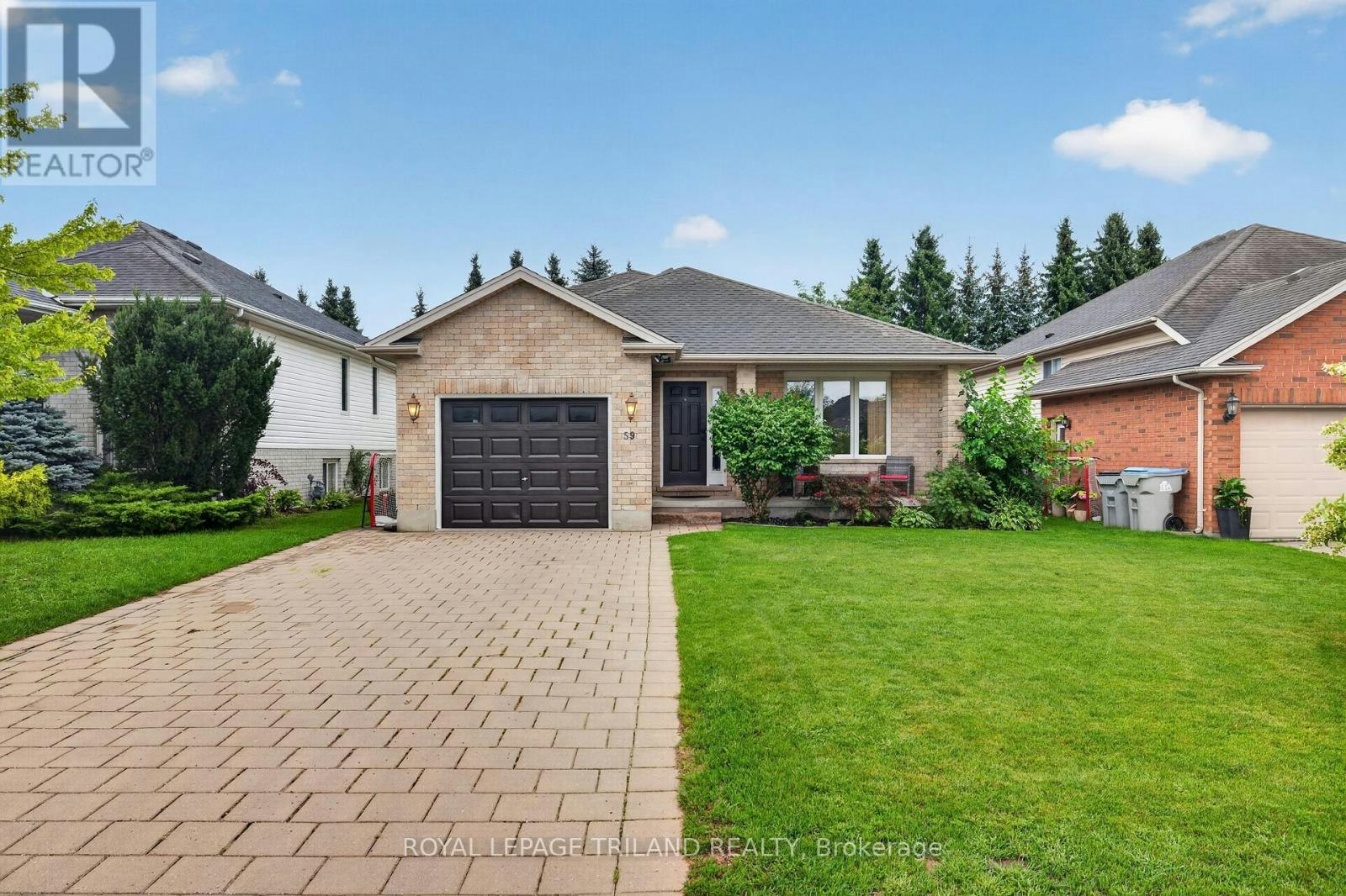 59 Queensway Drive, Strathroy, ON, N7G 4M2
