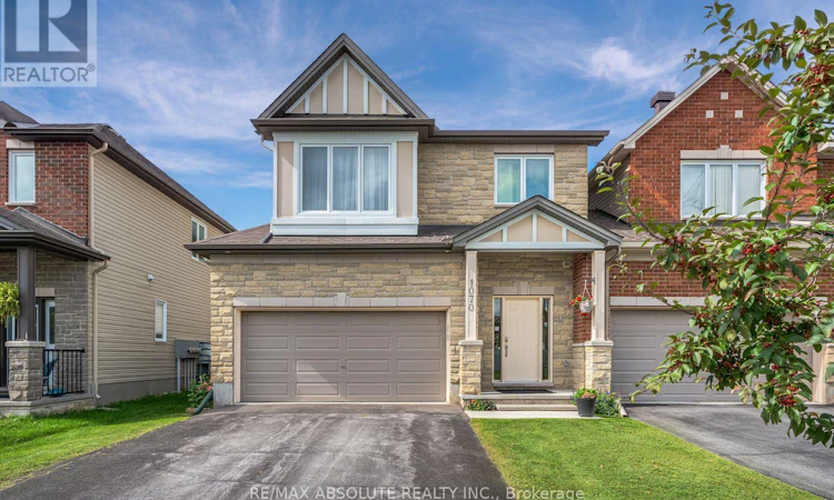 1070 Northgraves Crescent