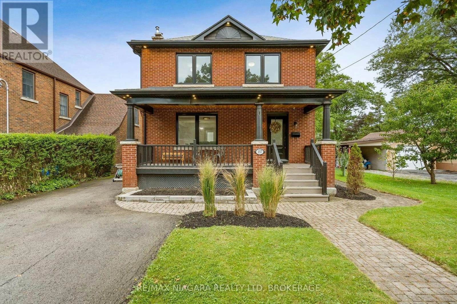 157 Aqueduct Street, Welland, ON, L3C 1C3