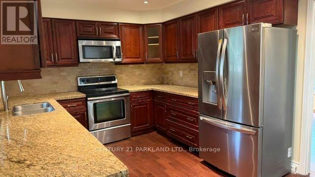 28 Pinnacle Road, Toronto, ON, M2L 2V8 - 11