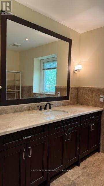28 Pinnacle Road, Toronto, ON, M2L 2V8 - 33