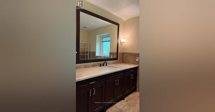 28 Pinnacle Road, Toronto, ON, M2L 2V8 - 33