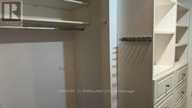 28 Pinnacle Road, Toronto, ON, M2L 2V8 - 27