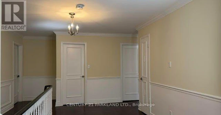 28 Pinnacle Road, Toronto, ON, M2L 2V8 - 21