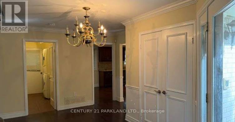 28 Pinnacle Road, Toronto, ON, M2L 2V8 - 7
