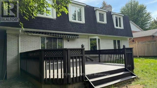 28 Pinnacle Road, Toronto, ON, M2L 2V8 - 44