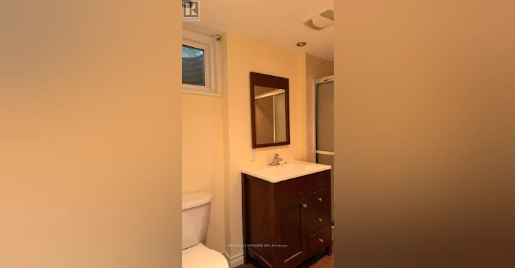 28 Pinnacle Road, Toronto, ON, M2L 2V8 - 40
