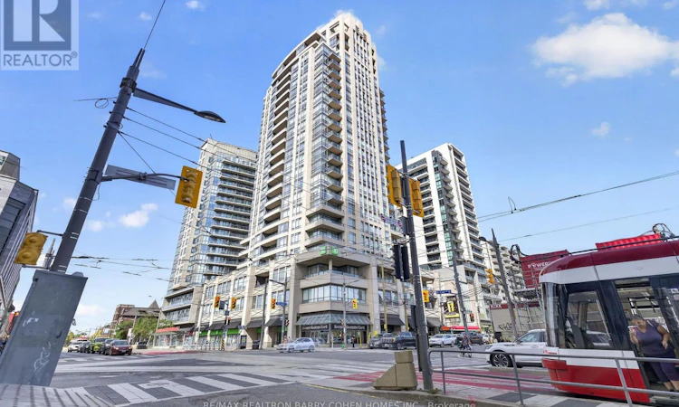 1404-500 St Clair Avenue W