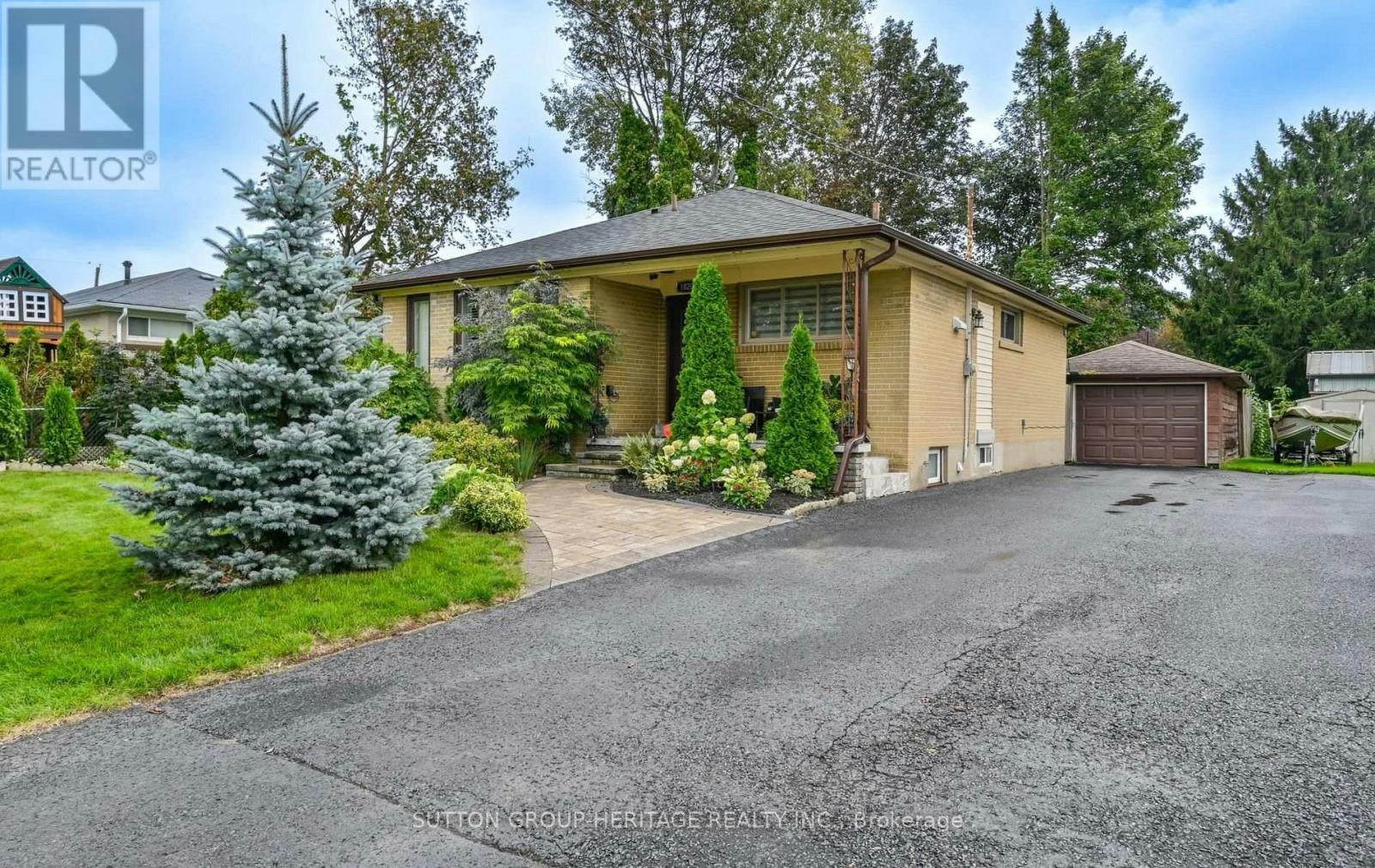 1020 Wardman Crescent, Whitby, ON, L1N 3G9