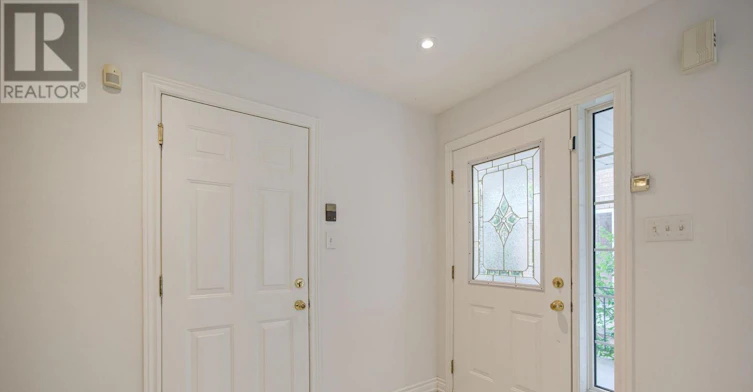 MAIN-28 Kiwi Crescent, Richmond Hill, ON, L4S 2H3 - 3