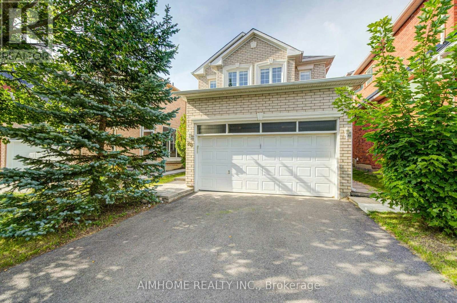 MAIN-28 Kiwi Crescent, Richmond Hill, ON, L4S 2H3 2