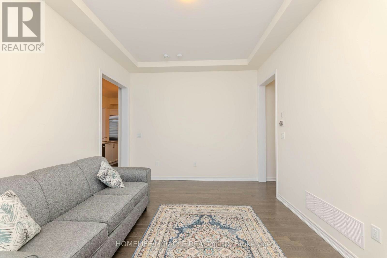 89 Halldorson Avenue, Aurora, ON, L4G 7Z4 - 9