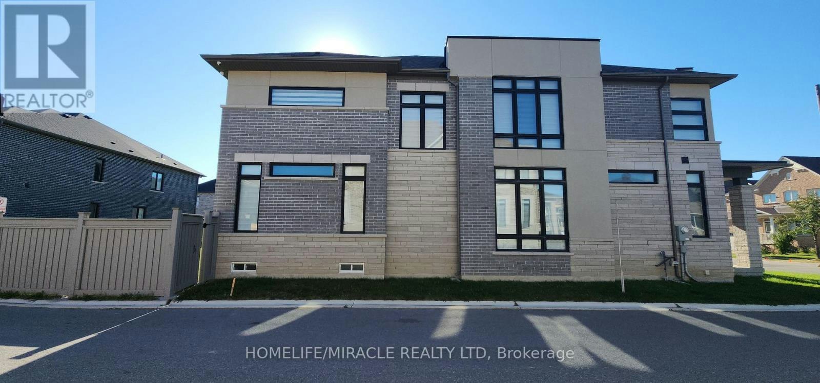 89 Halldorson Avenue, Aurora, ON, L4G 7Z4 - 39