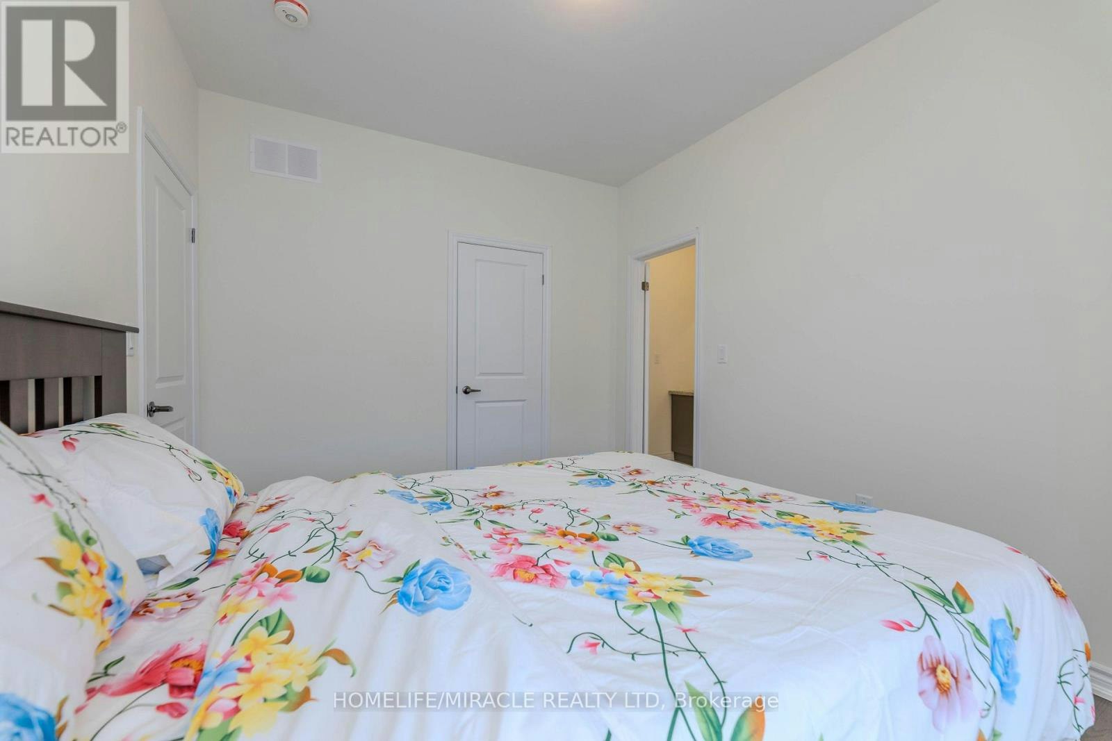 89 Halldorson Avenue, Aurora, ON, L4G 7Z4 - 29