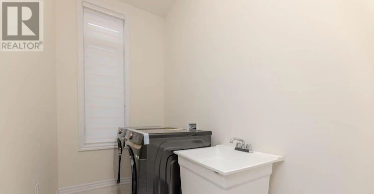 89 Halldorson Avenue, Aurora, ON, L4G 7Z4 - 16