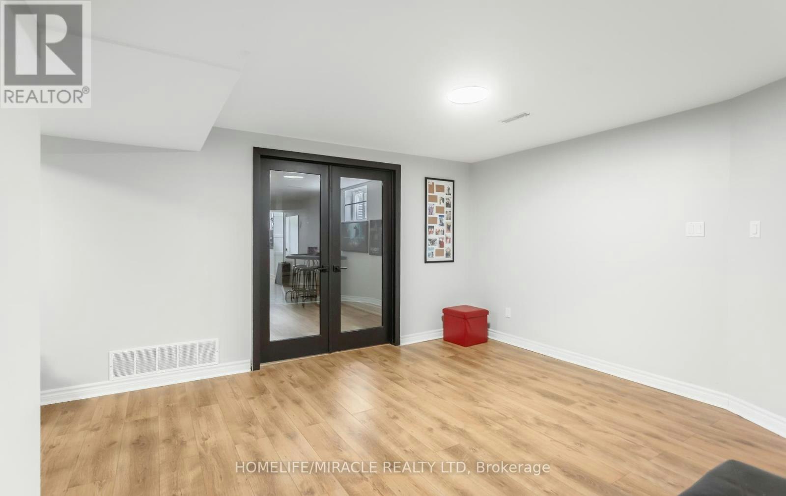 11045 Inglis Drive, Milton, ON, L0P 1B0 - 38