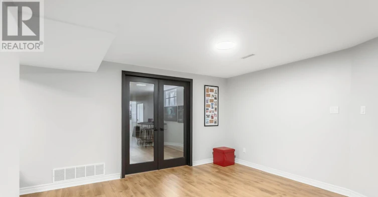 11045 Inglis Drive, Milton, ON, L0P 1B0 - 38