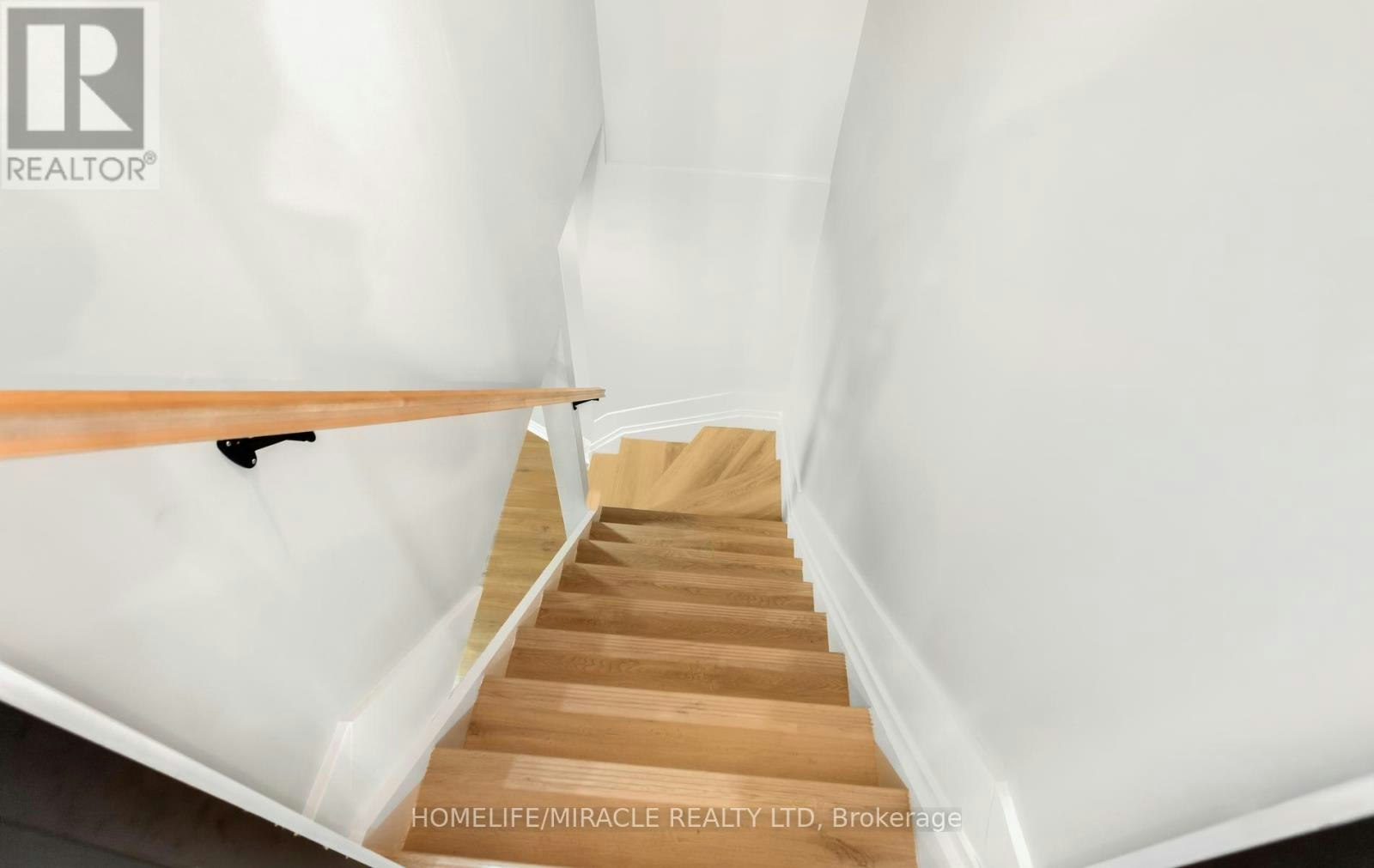 11045 Inglis Drive, Milton, ON, L0P 1B0 - 37