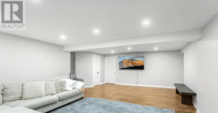 11045 Inglis Drive, Milton, ON, L0P 1B0 - 42