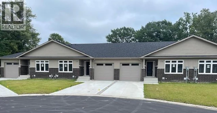 27 Friendship Way, Chatham-Kent, ON, N0P 2P0