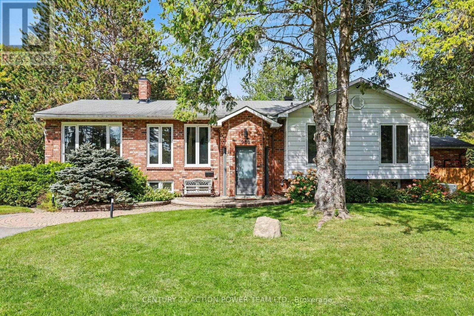 980 Galaxie Avenue, Ottawa, ON, K4B 1N3
