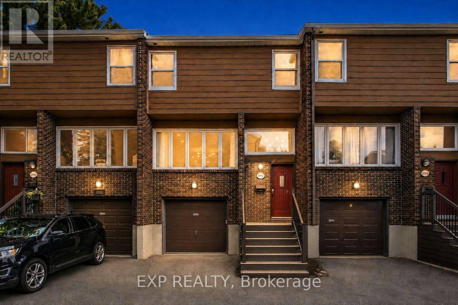 2092 Eric Crescent, Ottawa, ON, K1B 4P4