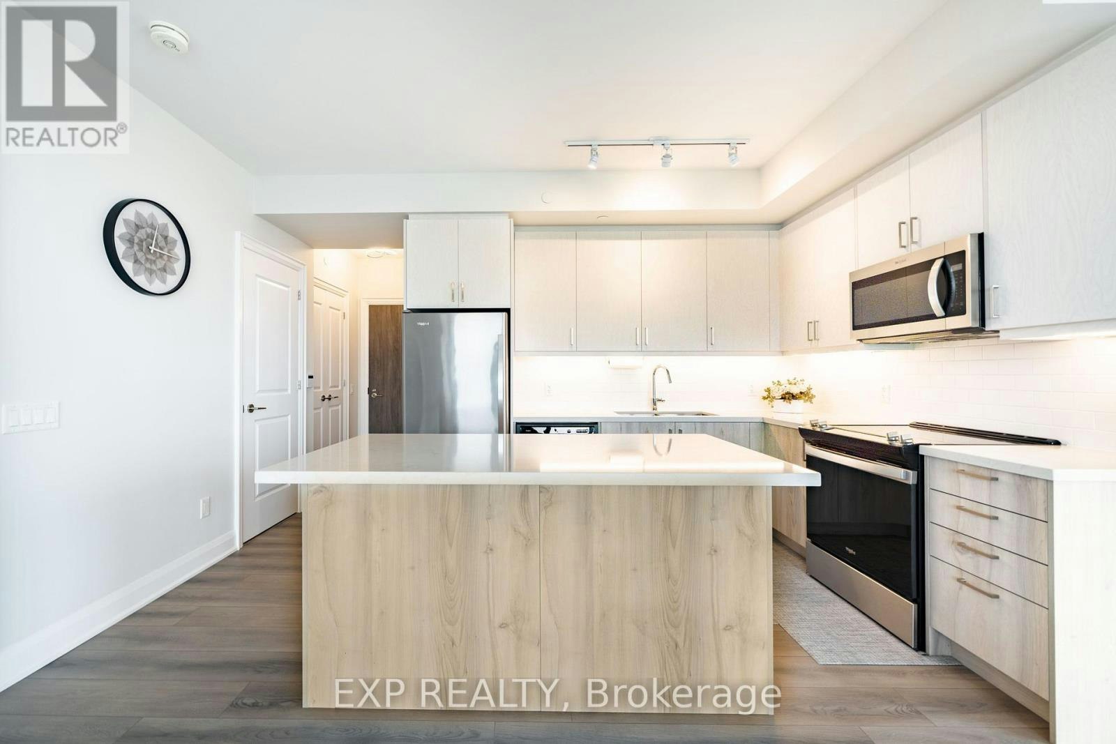803-20 Gatineau Drive, Vaughan, ON, L4J 0L3 - 15