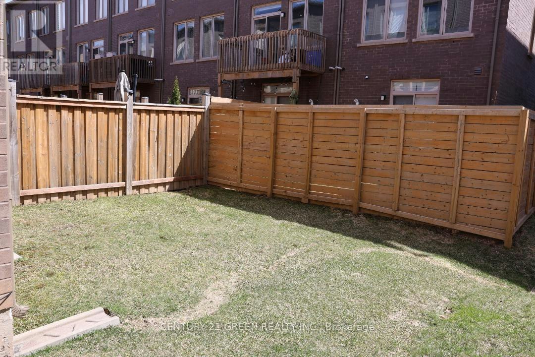 206 Huguenot Road, Oakville, ON, L6H 0L6 - 17